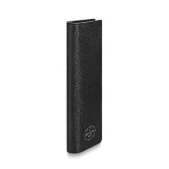LV Brazza Taiga Articles De Voyage Louis Vuitton Malletier Wallet Noir