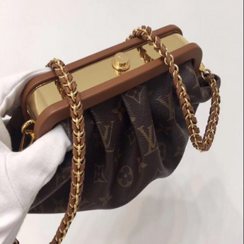 LV Boursicot Ew